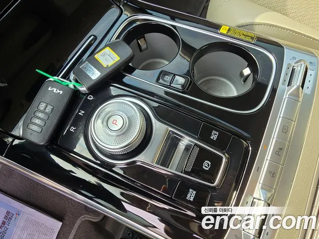 Kia Canival Carnival 4 поколение Бензин 9 мест Hi-Limousine — Фото автомобиля 9