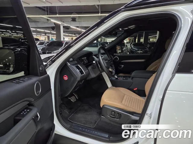 Land Rover Discovery — Фото автомобиля 8