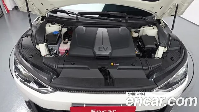 Kia EV6 — Фото автомобиля 6