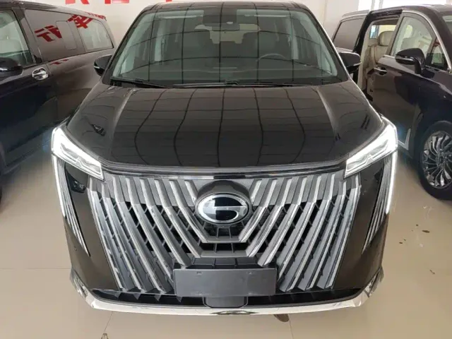 GAC Trumpchi M8 — Фото автомобиля 2