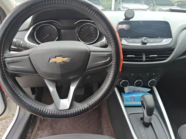 Chevrolet Cavalier — Фото автомобиля 5