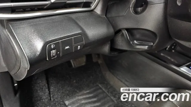 Hyundai AVANTE Avante (CN7) — Фото автомобиля 15