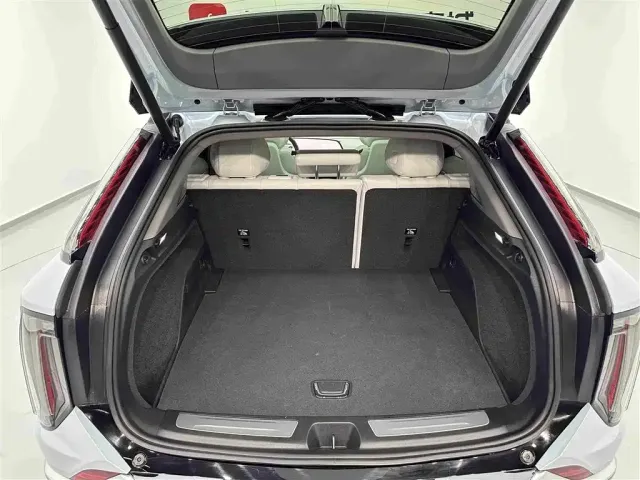 Cadillac IQ Ao Ge 2024 Standard Range — Фото автомобиля 23