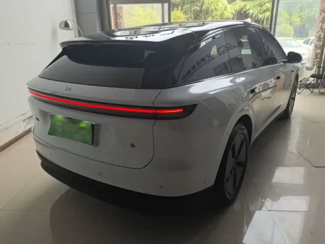 Li Auto i6 — Фото автомобиля 6