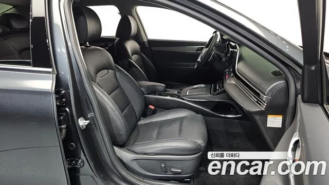 Hyundai Grandeur Grandeur (New) Hybrid — Фото автомобиля 12