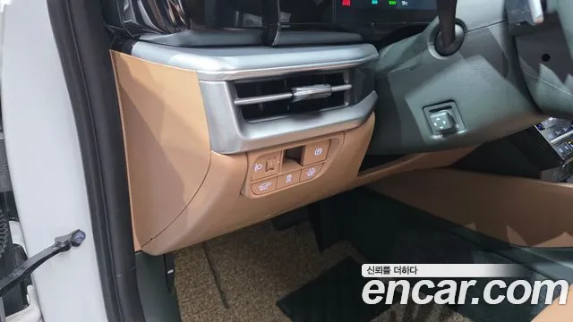 Hyundai Grandeur GN7 — Фото автомобиля 27