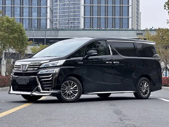Toyota Vellfire — Фото автомобиля 2