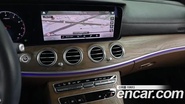 Mercedes-Benz E-Class W213 — Фото автомобиля 19