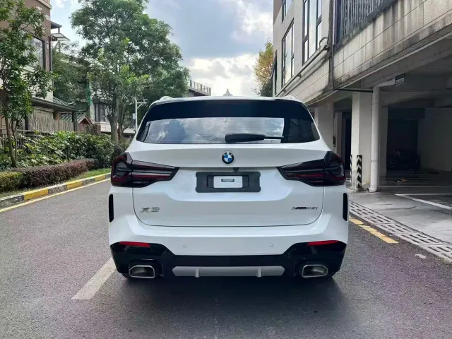 BMW X3 — Фото автомобиля 8