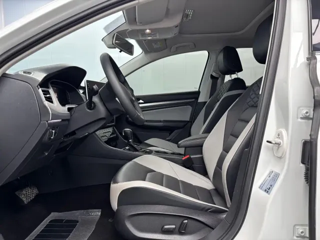 Volkswagen Bora 2023 280TSI DSG Prestige Edition — Фото автомобиля 4