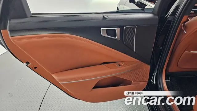 Kia K8 The New K8 2.5 Бензин 2WD — Фото автомобиля 23