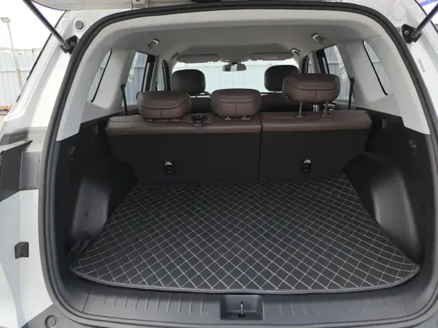 Wuling Starlight 560 — Фото автомобиля 4