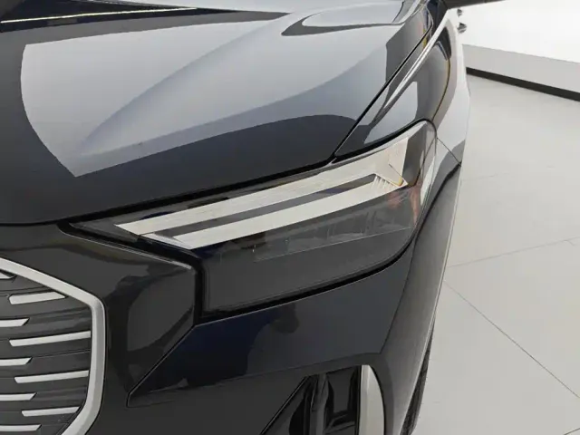 Audi Q4 e-tron — Фото автомобиля 5