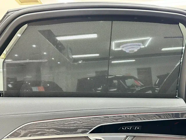 Audi A8 — Фото автомобиля 22