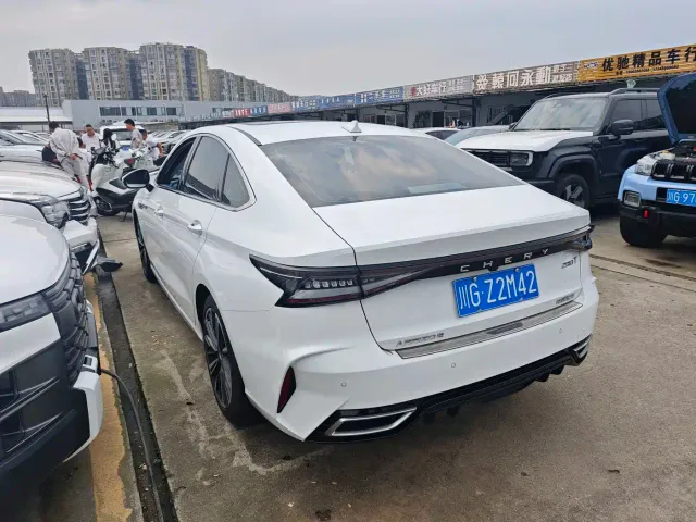 Chery Arrizo 8 — Фото автомобиля 14
