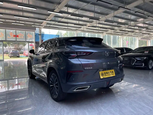 Changan UNI-T — Фото автомобиля 4
