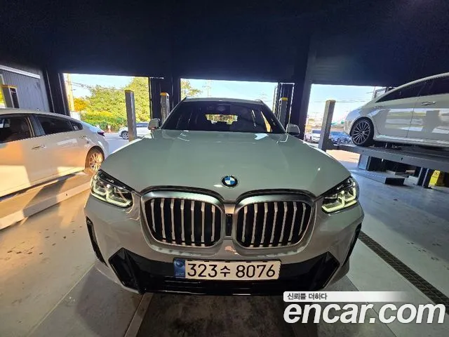 Фотография автомобиля — BMW X3 G45