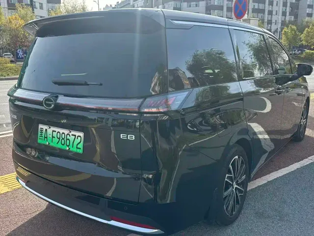 GAC Trumpchi E8 — Фото автомобиля 6