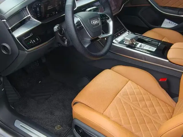 Audi A8 — Фото автомобиля 4