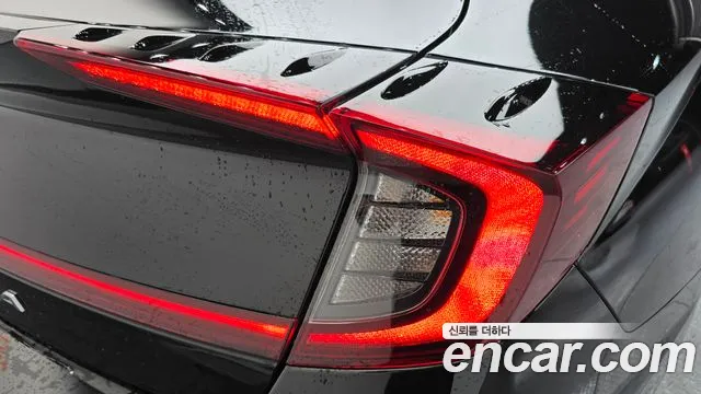 Hyundai Sonata — Фото автомобиля 8