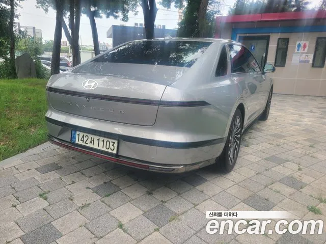 Hyundai Grandeur — Фото автомобиля 2