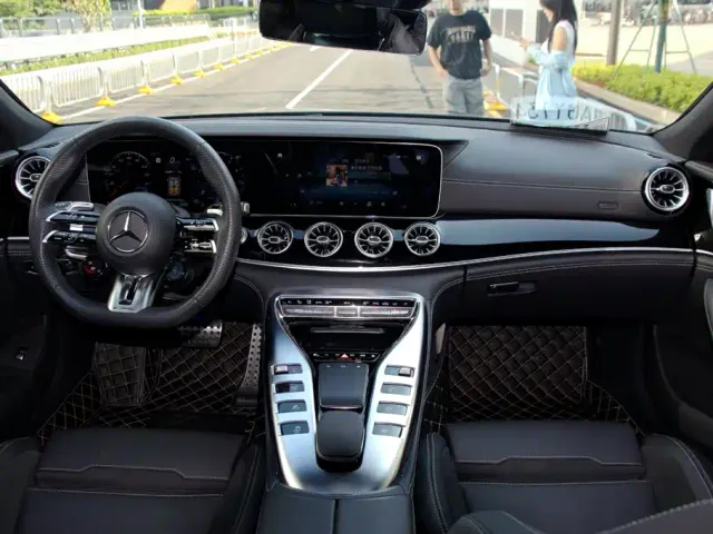 Mercedes-Benz AMG GT — Фото автомобиля 11