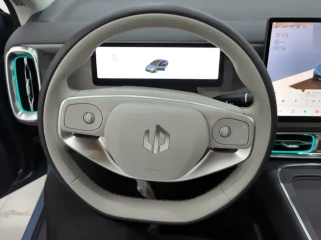 Leapmotor B01 — Фото автомобиля 15