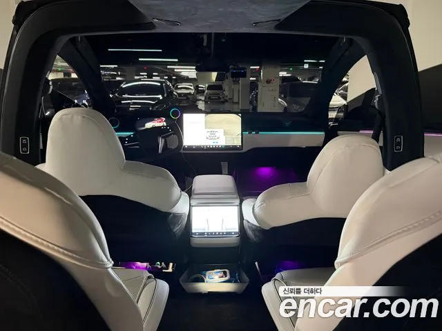 Tesla Model X — Фото автомобиля 7