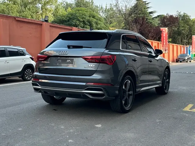 Audi Q3 — Фото автомобиля 5