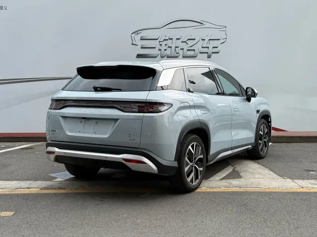 BYD Song L DM-i — Фото автомобиля 6