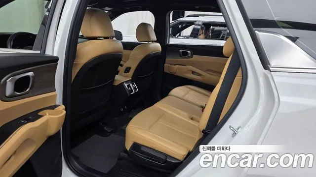 Kia Sorento Sorento 4-е поколение Дизель 2.2 2WD — Фото автомобиля 23