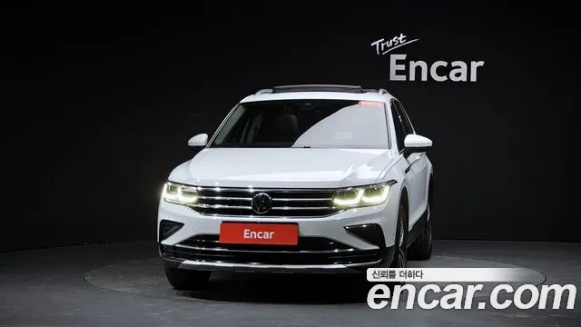 Volkswagen Tiguan Generation 2 — Фото автомобиля 2