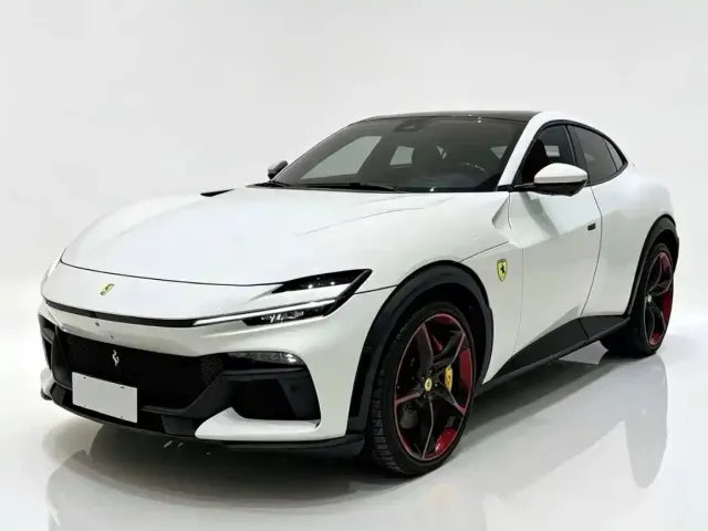 Фотография автомобиля — Ferrari Purosangue