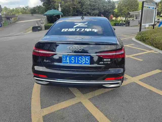 Audi A6L — Фото автомобиля 8
