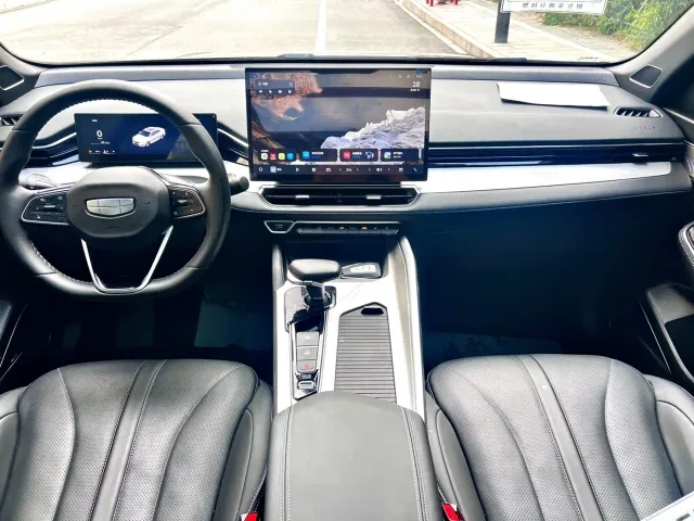 Geely Xingrui — Фото автомобиля 12