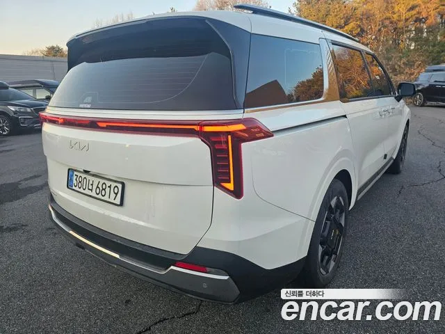 Kia Canival Новый Carnival 4 поколение Дизель 7 мест Signature — Фото автомобиля 5