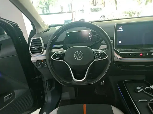 Volkswagen ID.6 Crozz — Фото автомобиля 10