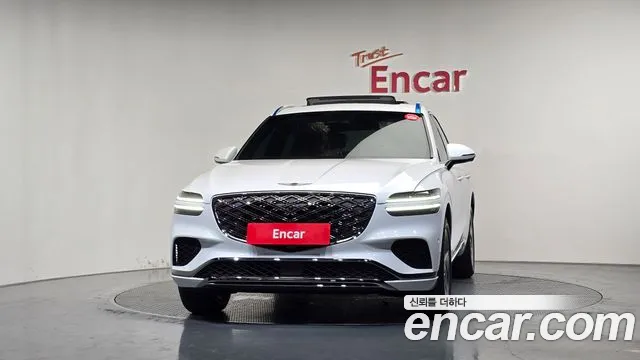 Genesis GV70 — Фото автомобиля 3