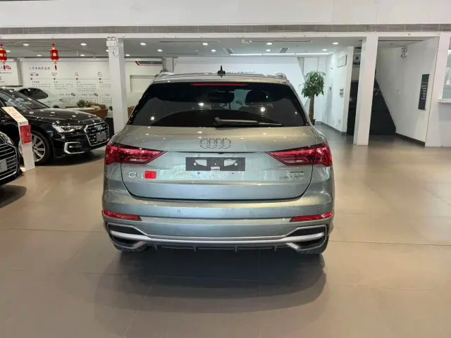 Audi Q3 — Фото автомобиля 5