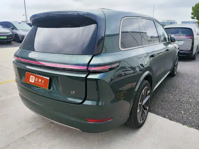Li Auto L9 — Фото автомобиля 2