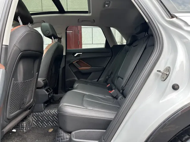Audi Q3 — Фото автомобиля 18