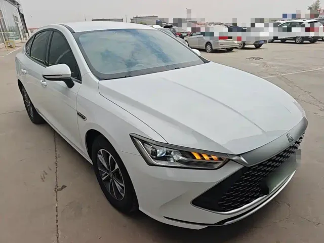 BYD Qin PLUS — Фото автомобиля 3