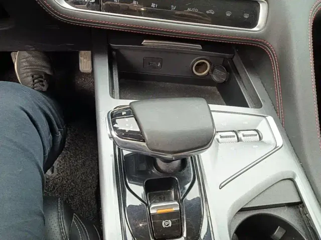 Changan CS75 Plus — Фото автомобиля 13