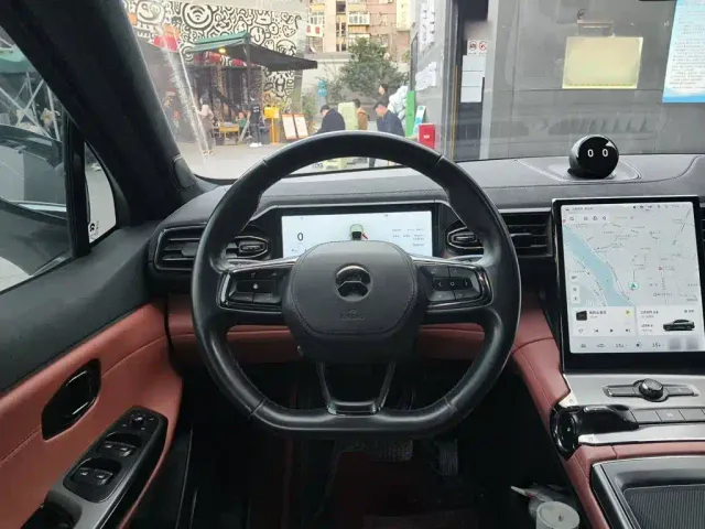 Nio EC6 — Фото автомобиля 6