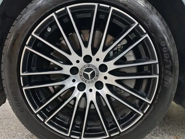 Mercedes-Benz C-Class — Фото автомобиля 5