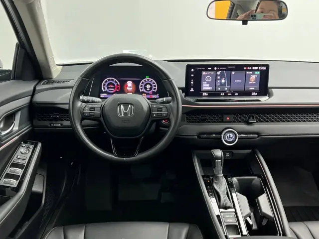 Honda Accord — Фото автомобиля 19