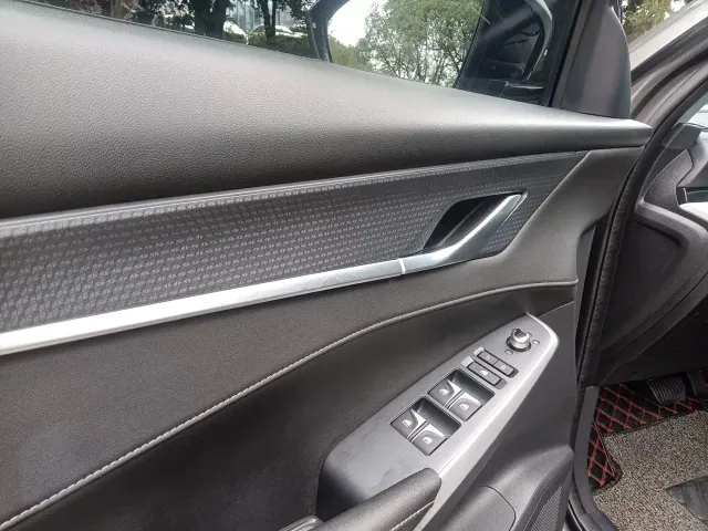 Changan CS75 Plus — Фото автомобиля 4