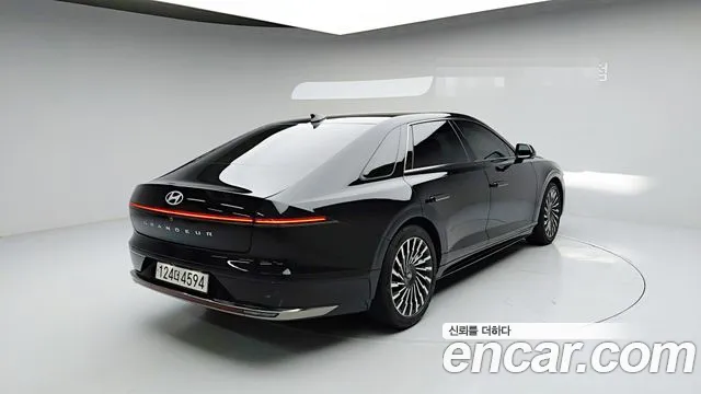 Hyundai Grandeur GN7 — Фото автомобиля 4