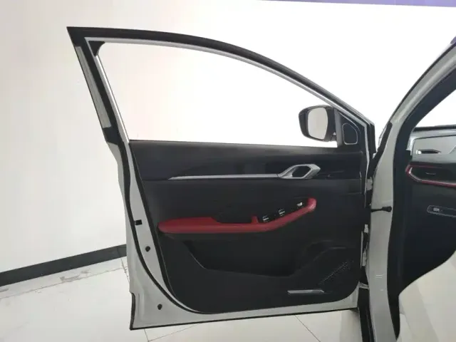 Geely Binyue 2023 Bin Yue COOL 1.5TD DCT Champion Edition — Фото автомобиля 7