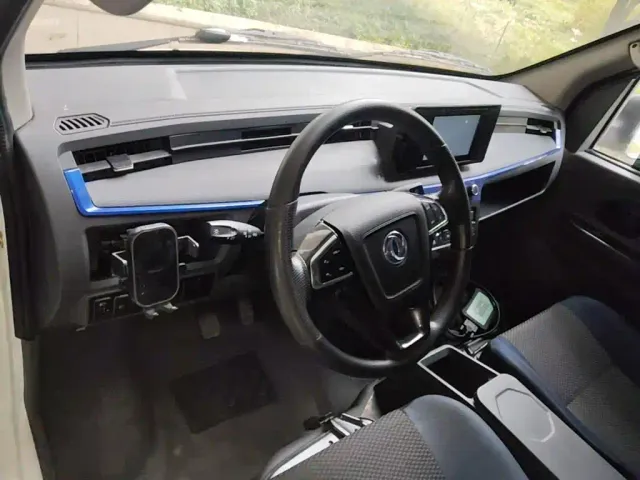Dongfeng Yufeng EM27 — Фото автомобиля 9